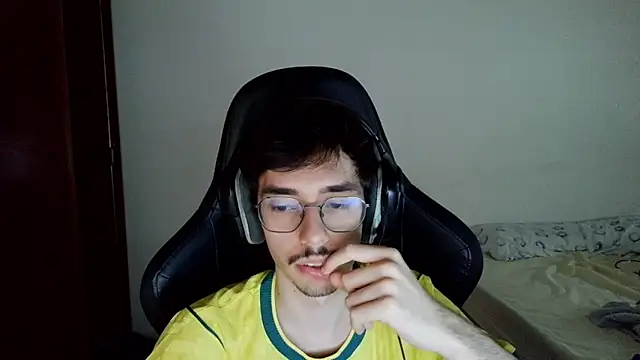 gabrielNovin17cm webcam