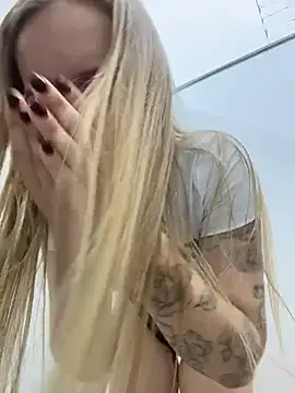Liza_risky 🤥 online naked stream