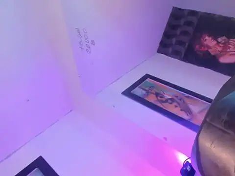 Ciara_HotTs webcam