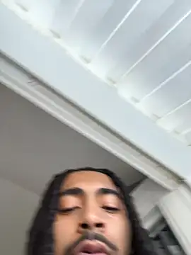 Mellyj053 webcam