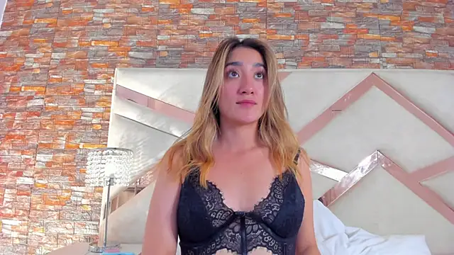lucy_davies webcam