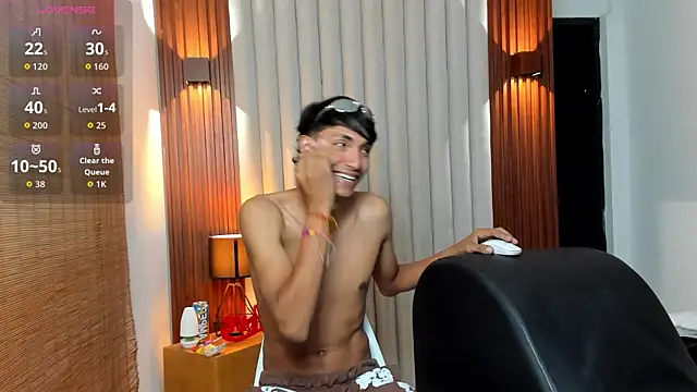 myke_tucker webcam