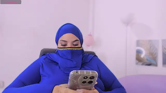 yarasweett_ webcam