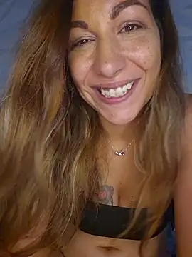 Lola-Roxx webcam