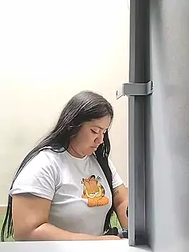 adult chat now Amber Herrera