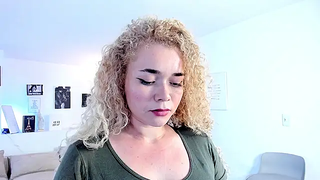Sasha_belova webcam