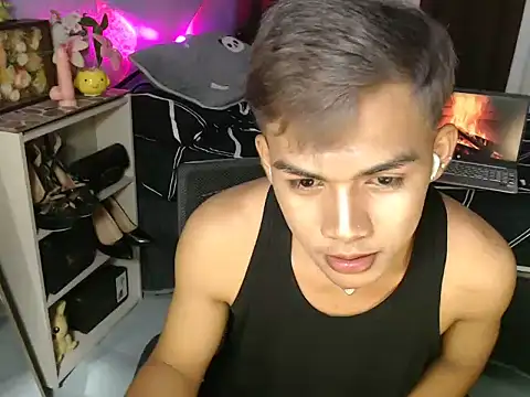 urhot_chany (M twink) - CUM AT GOAL FOR MEDS
