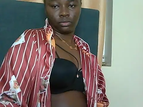 roziebeauty webcam