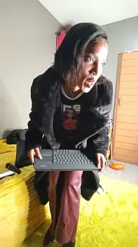 FreakySag_8888 webcam