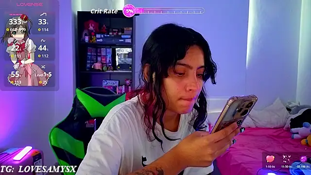 Lovelyamyy webcam