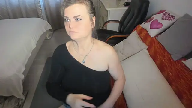MildMature webcam