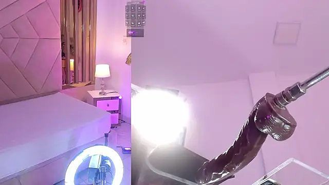 NicoleJons_ webcam