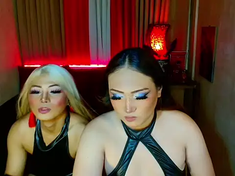 Phenomenal_Shemale webcam
