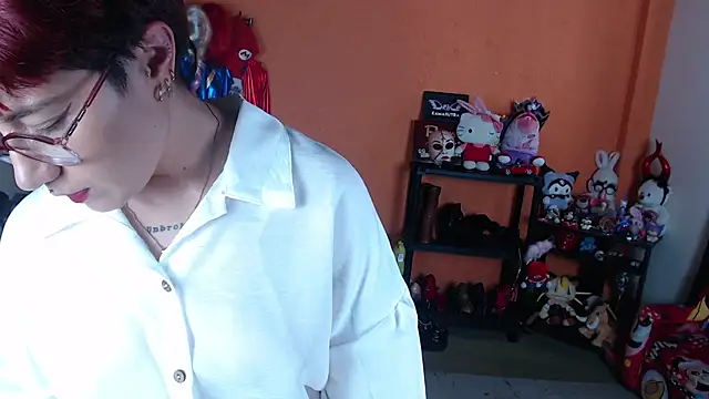 MissMiia2 webcam
