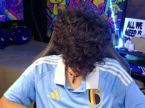 hugekenbigcock webcam