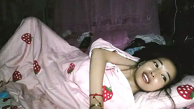 hebe-02 live cam on StripChat