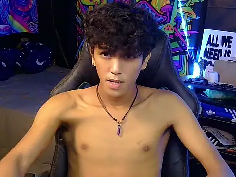 hugekenbigcock webcam