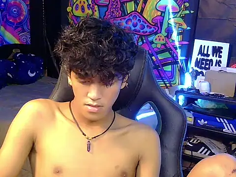 hugekenbigcock webcam