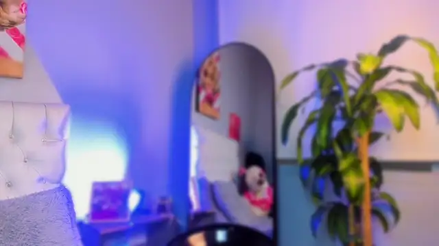 Anny_Evaanss_ webcam