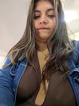 Ivy_enjoy live cam on StripChat