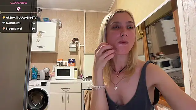 AngelJeni live cam on StripChat