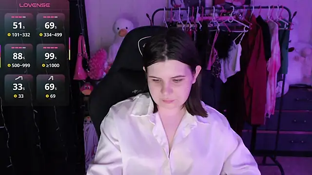 AmyVibess webcam