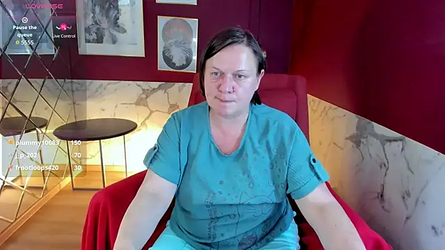KellyPerfection webcam