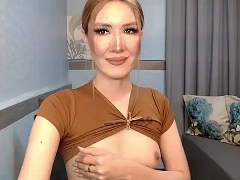 xMeganFucks69 live cam on StripChat