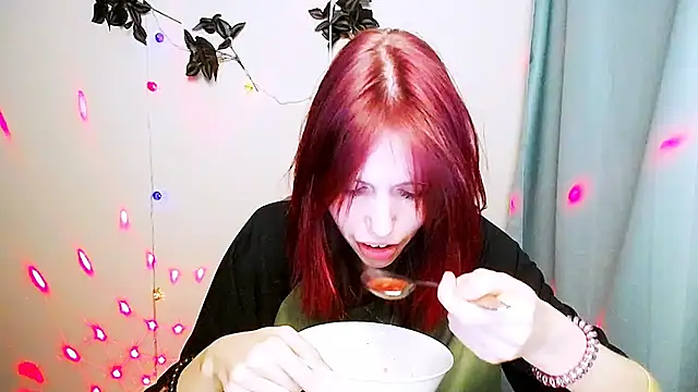 GuessMe___ webcam