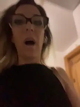 nikytax (F milf) - Play squirt
