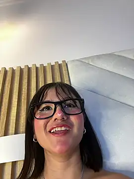 Ivi_Aiko webcam