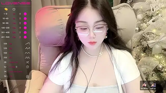 Monica-666888- webcam