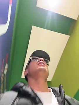 TavoHot_'s live cam