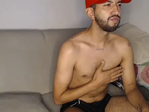thomass1018 webcam
