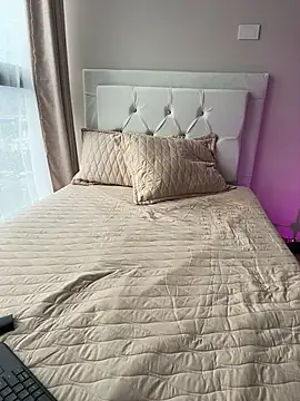 Celeste_Amber webcam