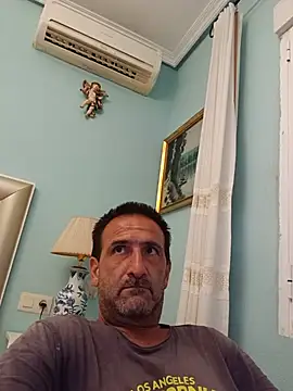 DanTrov79