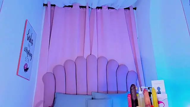 NicoleMadrird webcam