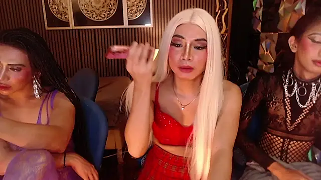 AudreyMilesTrans webcam