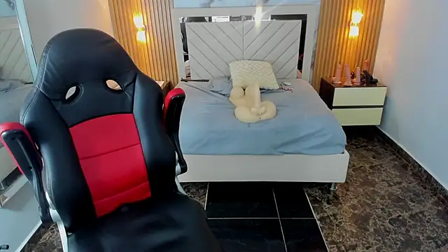 KAROLLJONES1 webcam