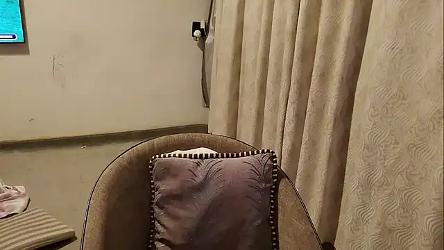 Shi_luo2025 webcam