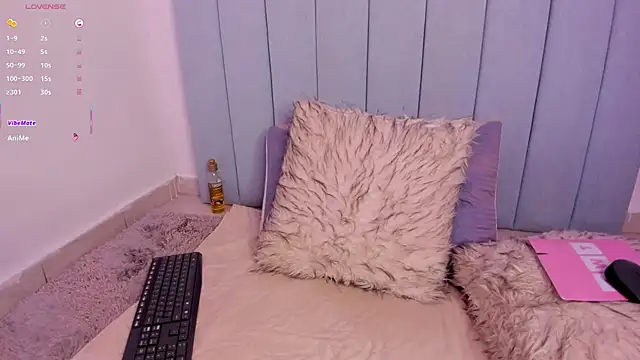 violeta_olsen webcam
