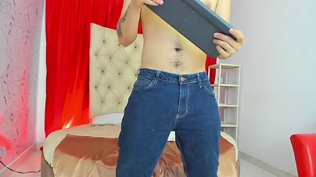 Dantee_Dark webcam