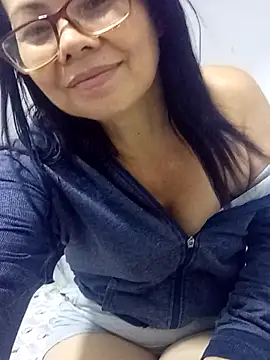 AfroditaX23 webcam