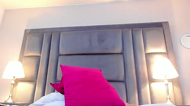HollyOlson webcam