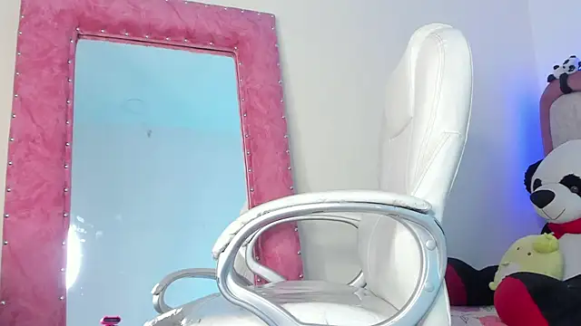 elli_scott_1 webcam