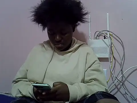 blaack_melanine webcam