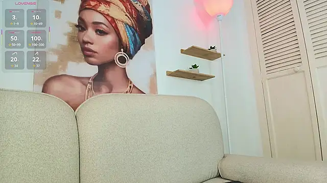 LittleCherryy webcam