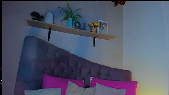 Gretta_Queen live cam on StripChat