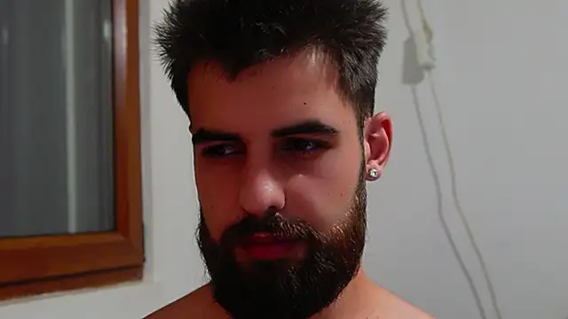 HairyRobxxx webcam