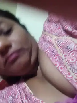 yamini1431 webcam